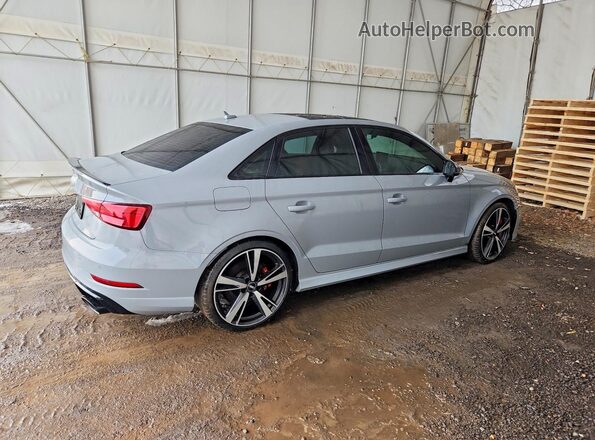 WUABWGFF0J1904621 2018 AUDI RS3 Gray 