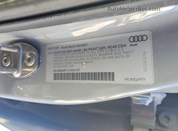 WUABWGFF1J1902747 2018 AUDI RS3 Gray Widok komory silnika