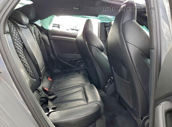 WUABWGFFXJ1900513 2018 AUDI RS3 Серый Вид задних сидений