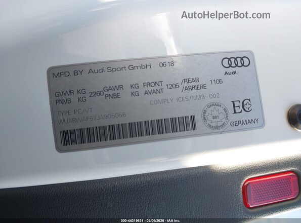 WUARWAF57JA905056 2018 AUDI RS5 White Vista del compartimento del motor