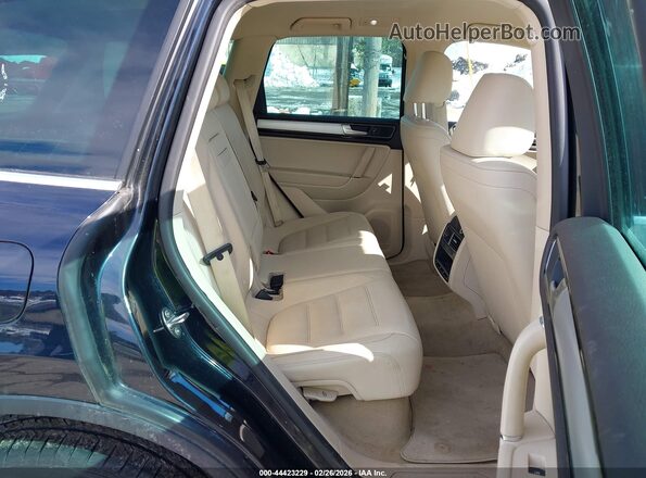 WVGEF7BP0HD004007 2017 VOLKSWAGEN TOUAREG Dark Blue Вид наклейки с VIN-кодом