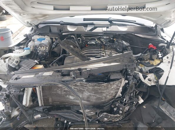 WVGEF7BP0HD005299 2017 VOLKSWAGEN TOUAREG White Rear view