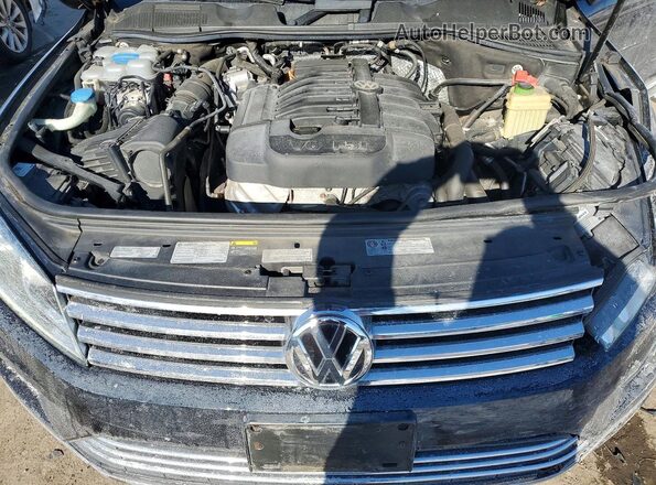WVGEF9BP0GD010318 2016 VOLKSWAGEN TOUAREG Black ძრავის განყოფილების ხედი