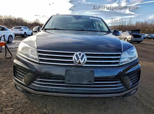 WVGEF9BP3GD002424 2016 VOLKSWAGEN TOUAREG Черный Вид спереди