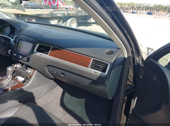 WVGEF9BP5GD011156 2016 VOLKSWAGEN TOUAREG Black Vista interior delantera
