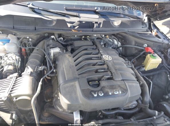 WVGEF9BP5GD011156 2016 VOLKSWAGEN TOUAREG Black Vista trasera