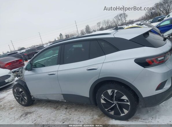 WVGJNPE27NP069318 2022 VOLKSWAGEN ID.4 Silver 