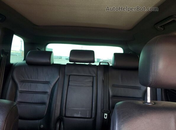 WVGRF7BP0HD005515 2017 VOLKSWAGEN TOUAREG Black 
