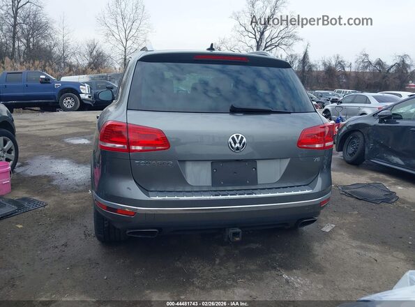 WVGRF7BP2HD000879 2017 VOLKSWAGEN TOUAREG Серый 