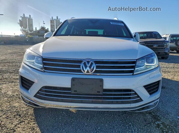 WVGRF7BP4HD006392 2017 VOLKSWAGEN TOUAREG White 