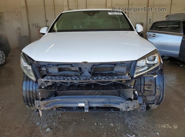 WVGRF7BP6HD003249 2017 VOLKSWAGEN TOUAREG White Widok z przodu