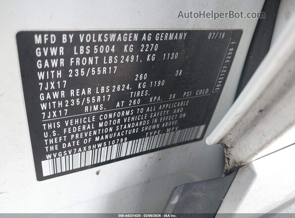 WVGSV7AX9HW510799 2017 VOLKSWAGEN TIGUAN White ძრავის განყოფილების ხედი