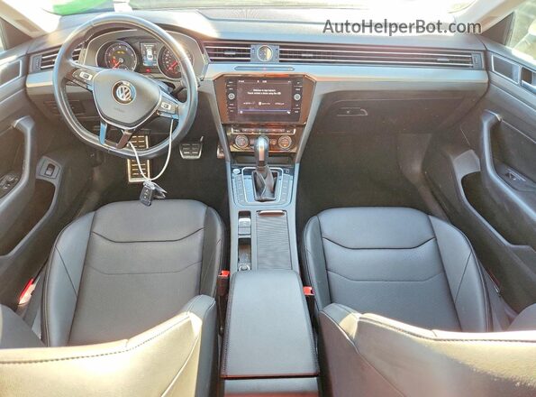 WVWBR7AN9LE013127 2020 VOLKSWAGEN ARTEON Серебряный Вид панели приборов