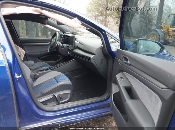 WVWEB7CDXSW210581 2025 VOLKSWAGEN GOLF Dark Blue Front interior view