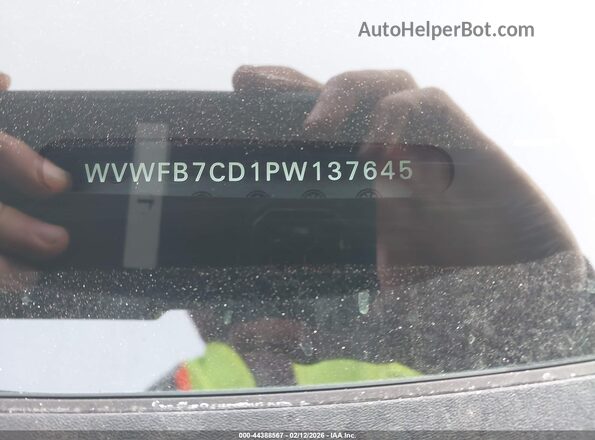WVWFB7CD1PW137645 2023 VOLKSWAGEN GOLF Черный Вид подкапотного пространства