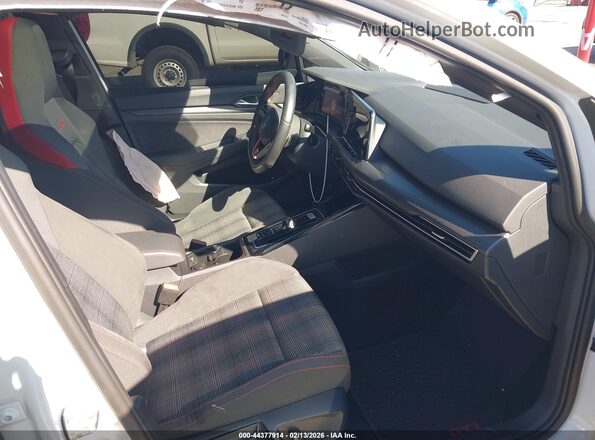 WVWRA7CD1PW179183 2023 VOLKSWAGEN GOLF White Vista interior delantera