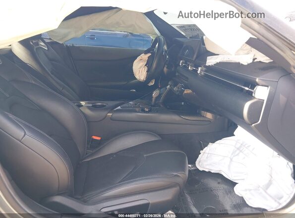 WZ1DB0C02MW042021 2021 TOYOTA GR SUPRA Gray წინა სალონის ხედი