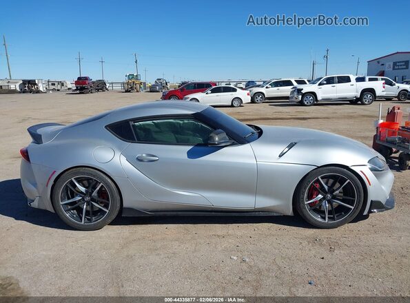 WZ1DB0C04MW037886 2021 TOYOTA GR SUPRA Silver Widok wnętrza z tyłu