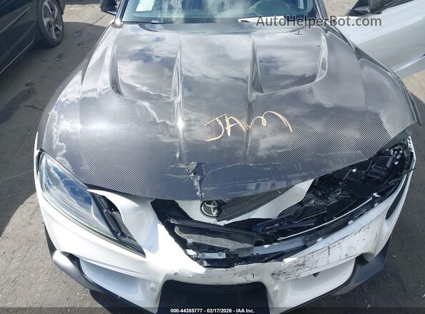 WZ1DB2C06MW038081 2021 TOYOTA GR SUPRA White Հետևի տեսք