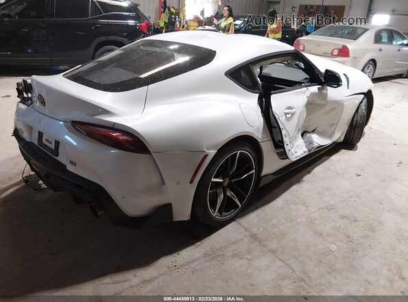 WZ1DB4C09LW028784 2020 TOYOTA GR SUPRA White Rear right