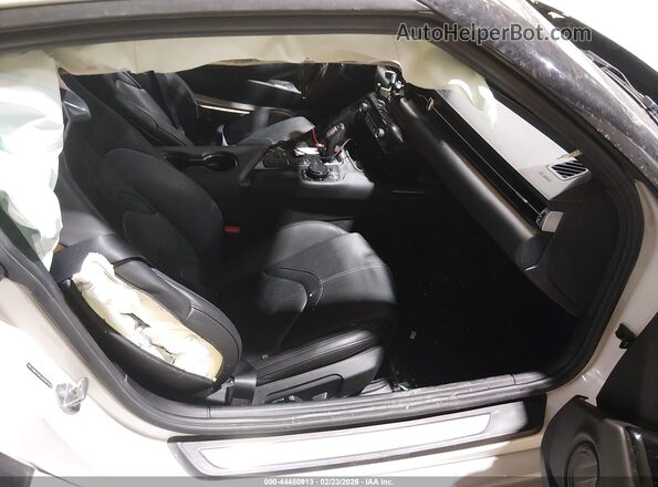 WZ1DB4C09LW028784 2020 TOYOTA GR SUPRA White Front interior view