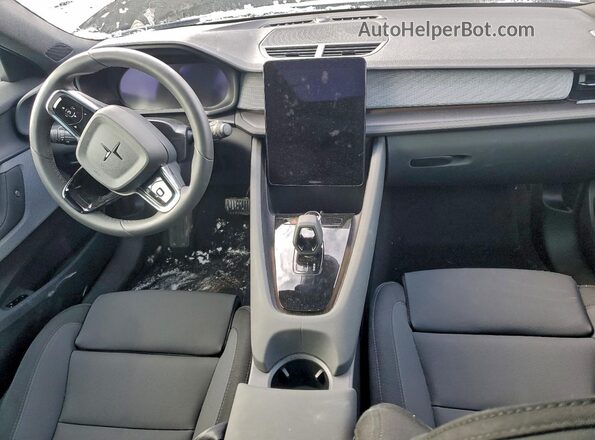 YSMFD3KA0RL215349 2024 POLESTAR 2 Gray Առջևի վահանակի տեսք