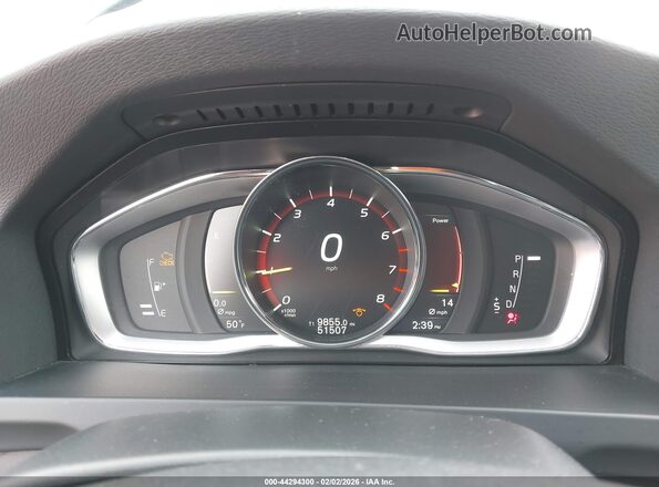 YV126MFL8H2437156 2017 VOLVO S60 Gray Rear seats view