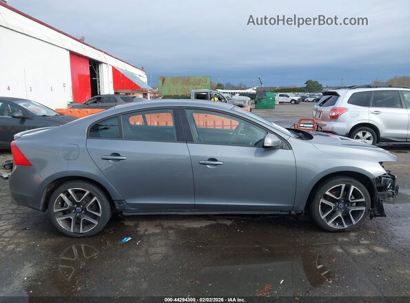 YV126MFL8H2437156 2017 VOLVO S60 Gray 360 interior view