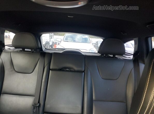 YV140MEK0H1357679 2017 VOLVO V60 Black უკანა სავარძლების ხედი