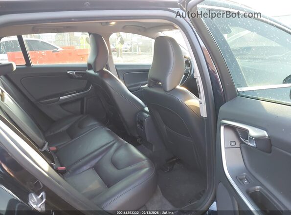 YV140MSK1H1359087 2017 VOLVO V60 Черный Вид наклейки с VIN-кодом