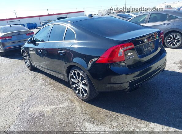 YV149MFM1G2397879 2016 VOLVO S60 Black 