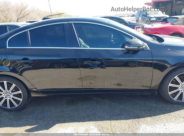 YV149MFM1G2397879 2016 VOLVO S60 Black 