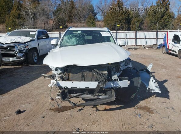 YV4062PB3S1375604 2025 VOLVO XC90 White Vista del cuadro de instrumentos