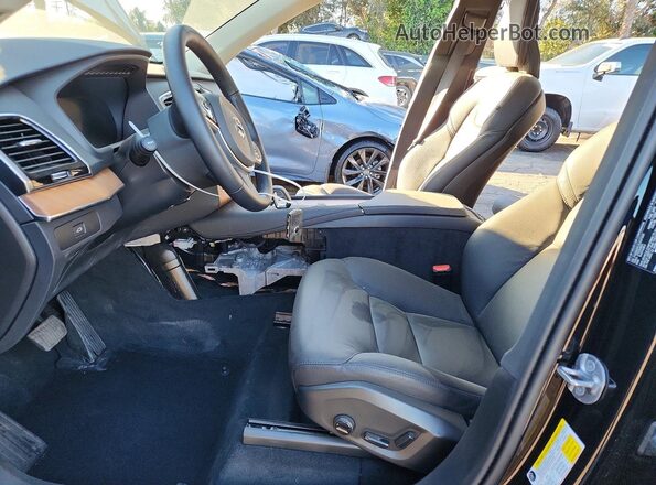 YV4062PE1S1337329 2025 VOLVO XC90 Black Dashboard view