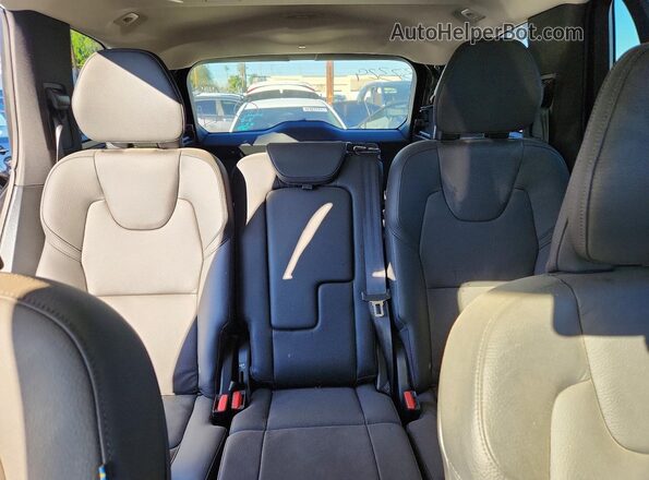 YV4062PE1S1337329 2025 VOLVO XC90 Black Rear interior view