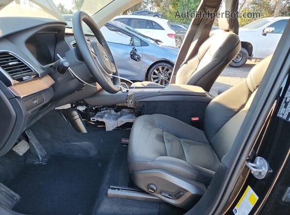 YV4062PE1S1337329 2025 VOLVO XC90 Black 