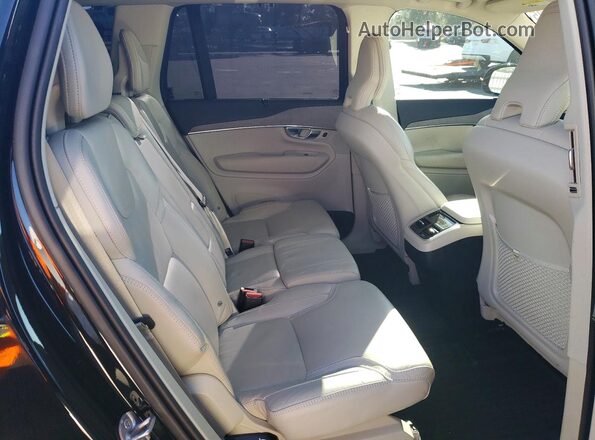 YV4062PF6S1329221 2025 VOLVO XC90 Black Rear interior view