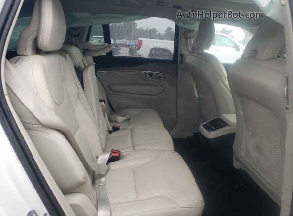 YV4062PF8R1243743 2024 VOLVO XC90 White Սալոնի հետևի տեսք