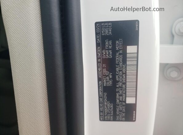 YV4062PF8R1243743 2024 VOLVO XC90 White VIN կոդի պիտակի տեսք