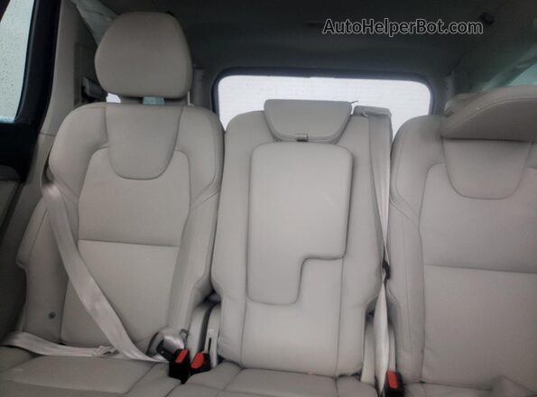 YV4062PF8R1243743 2024 VOLVO XC90 White Հետևի նստատեղերի տեսք