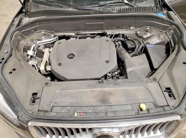 YV4062PN3P1945814 2023 VOLVO XC90 Gray Widok wnętrza z tyłu