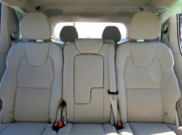 YV4062PN4P1914958 2023 VOLVO XC90 White Հետևի նստատեղերի տեսք