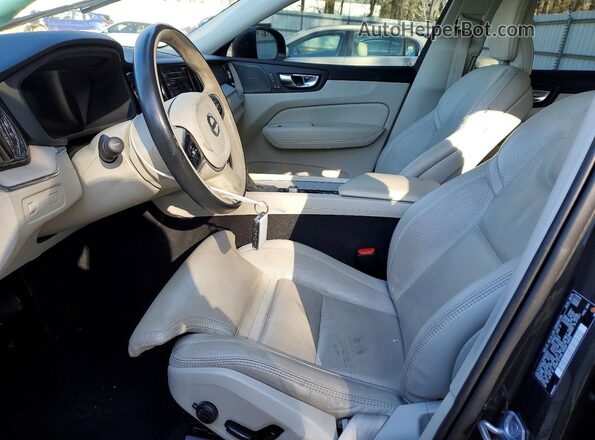 YV4102DL3M1684804 2021 VOLVO XC60 Gray 