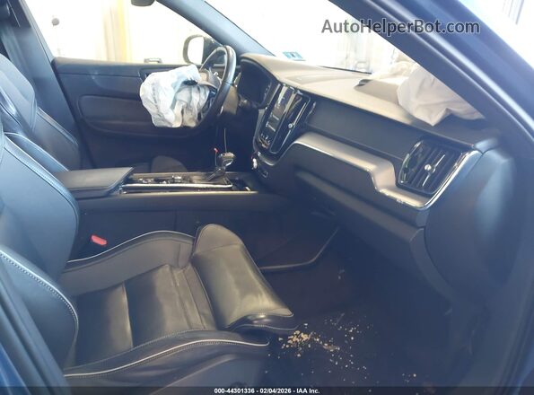 YV4102RMXL1575918 2020 VOLVO XC60 Blue 