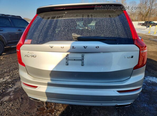 YV4102XK2G1085044 2016 VOLVO XC90 Silver Vista trasera
