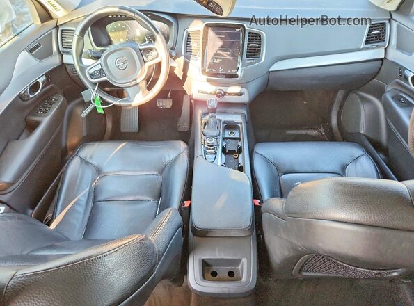 YV4102XK2G1085044 2016 VOLVO XC90 Silver Vista del salpicadero