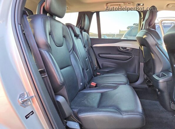 YV4102XK2G1085044 2016 VOLVO XC90 Silver Vista interior trasera