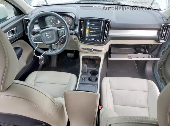 YV4162UK4K2140468 2019 VOLVO XC40 Blue Widok deski rozdzielczej
