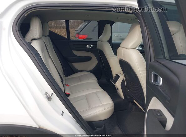 YV4162UK6K2140990 2019 VOLVO XC40 Белый Вид наклейки с VIN-кодом