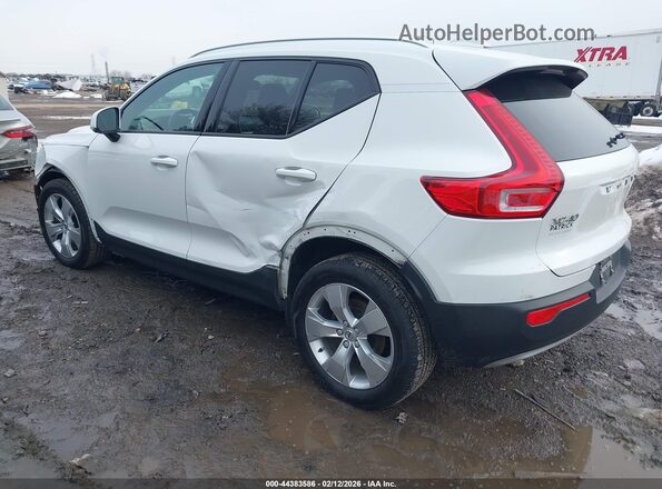YV4162UK6K2140990 2019 VOLVO XC40 Белый Задняя левая четверть
